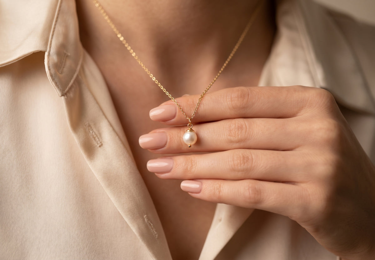 The Classicist Pearl Necklace