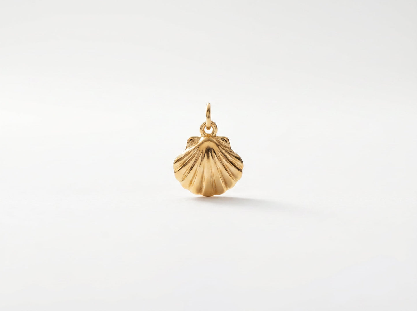 Sunlit Shell Charm