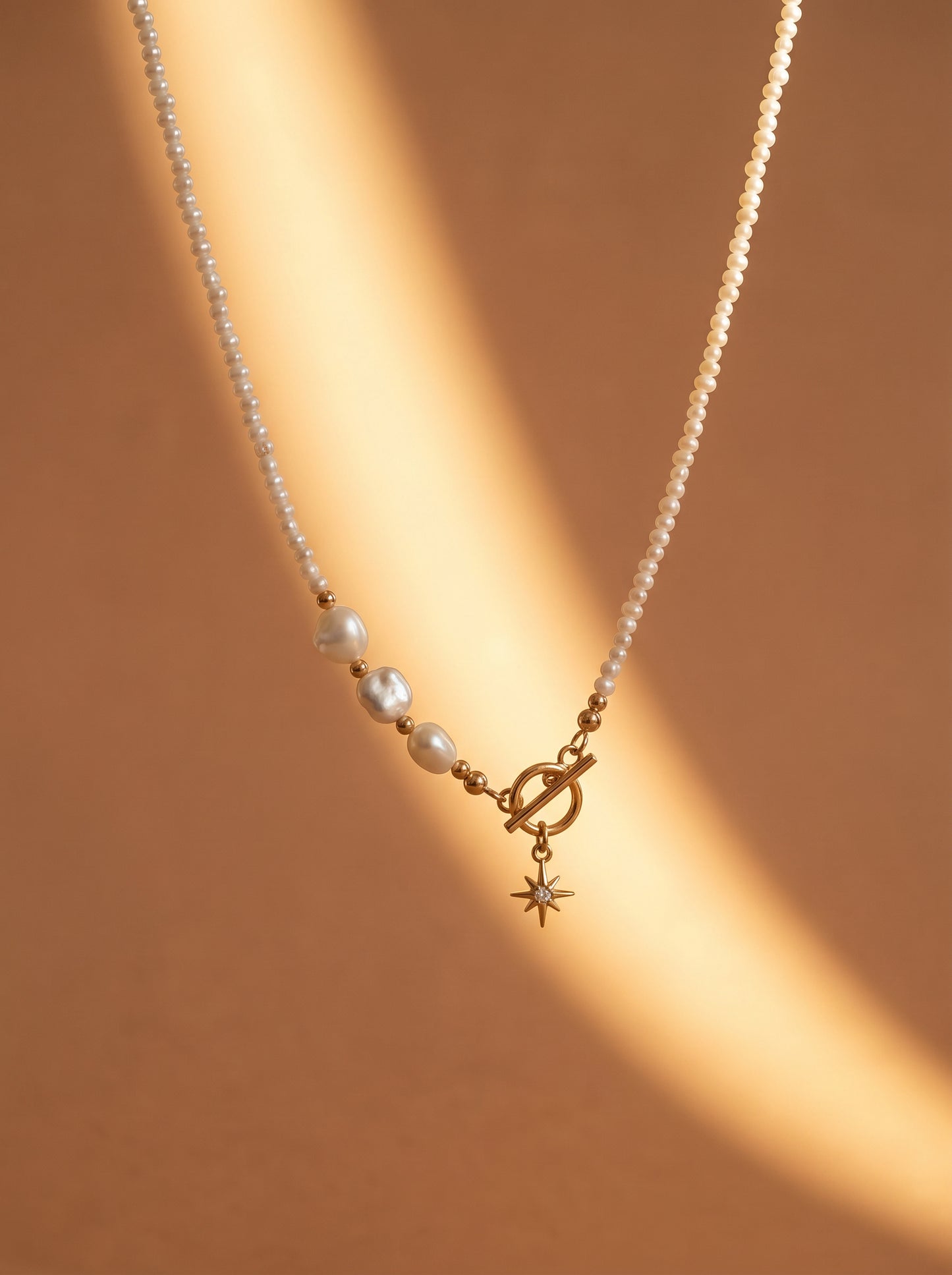 Pearl Glow Necklace