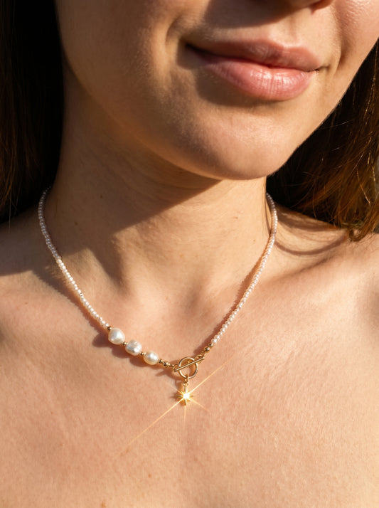 Pearl Glow Necklace