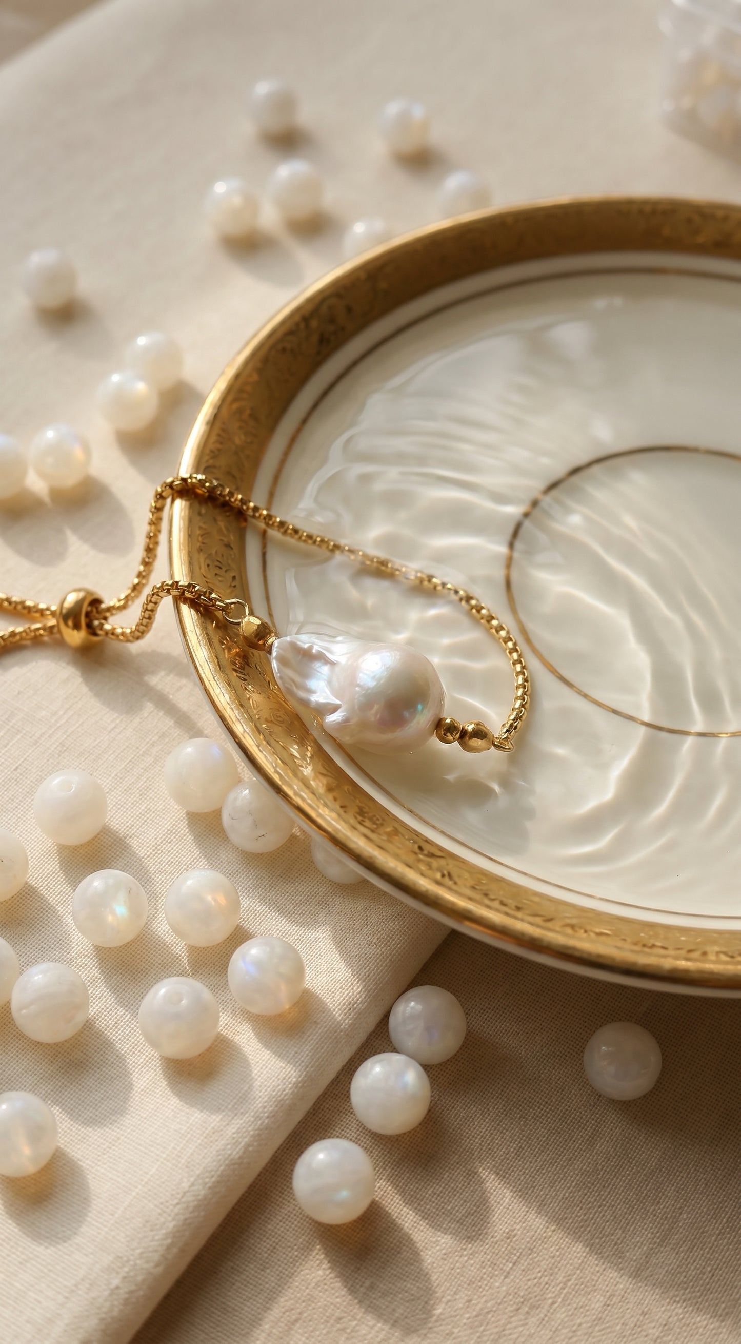 Dainty Pearl Bracelet