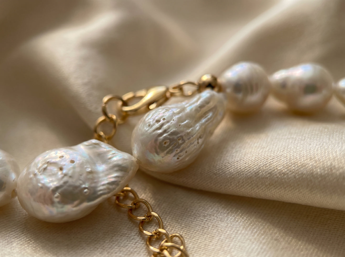Baroque Pearl Bracelet