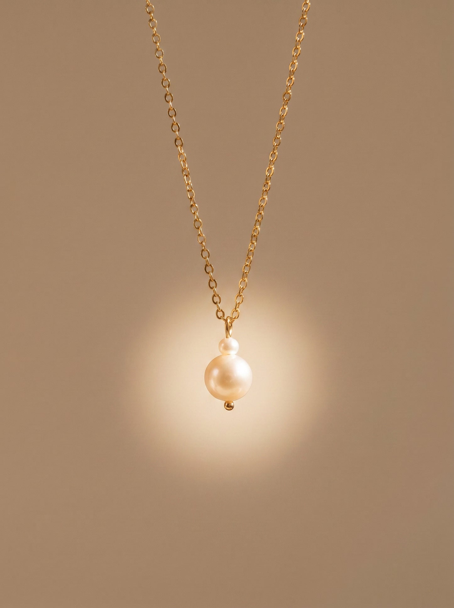 Aurora Pearl Necklace