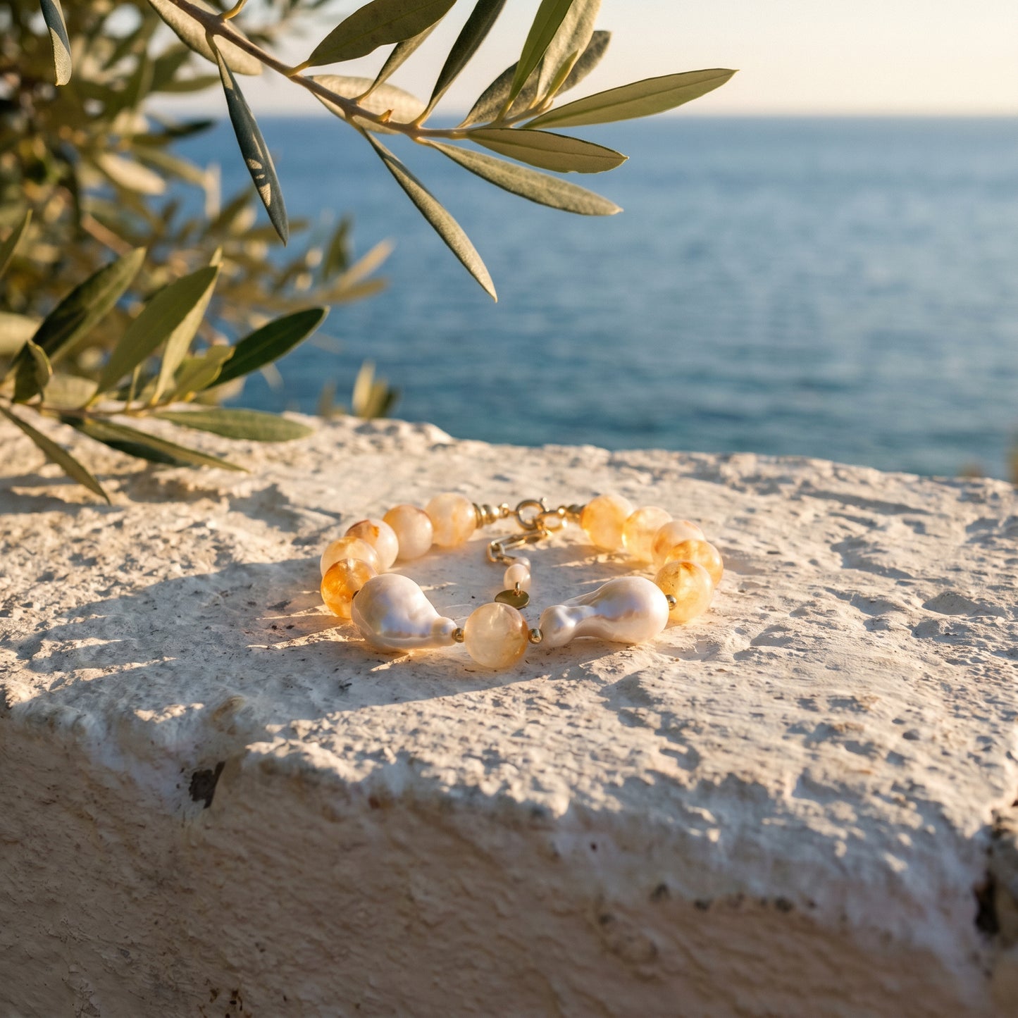 Citrine & Baroque Pearl Bracelet