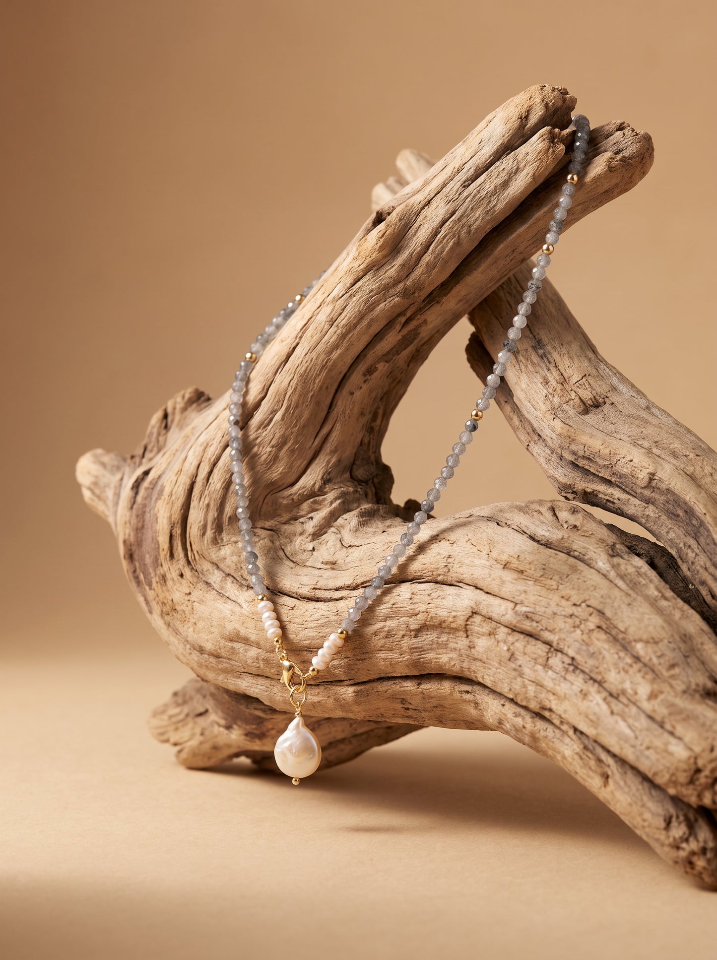 Labradorite Tide Necklace
