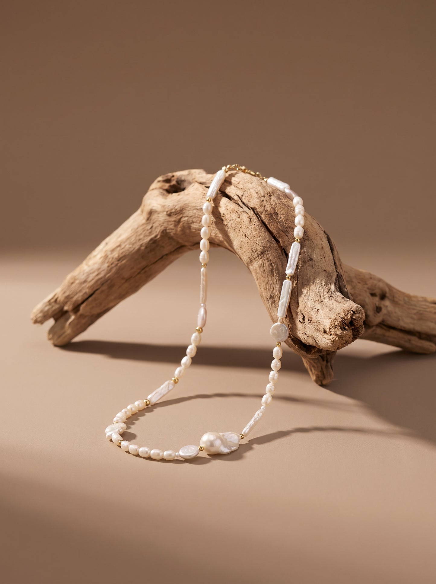 Luna Bianca Necklace