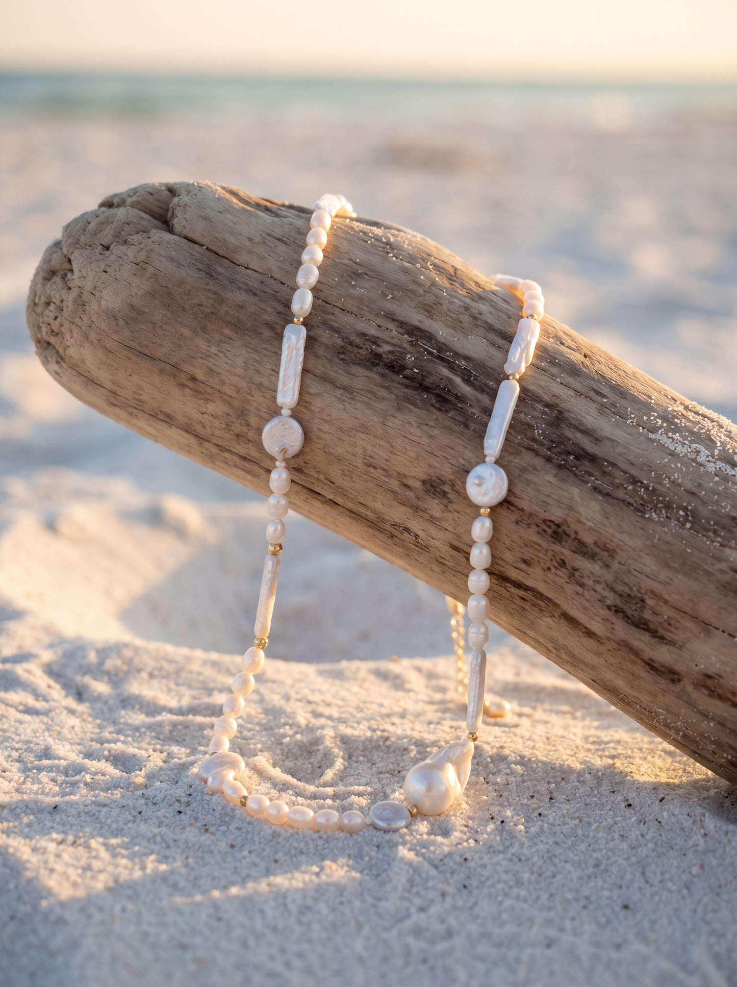 Luna Bianca Necklace