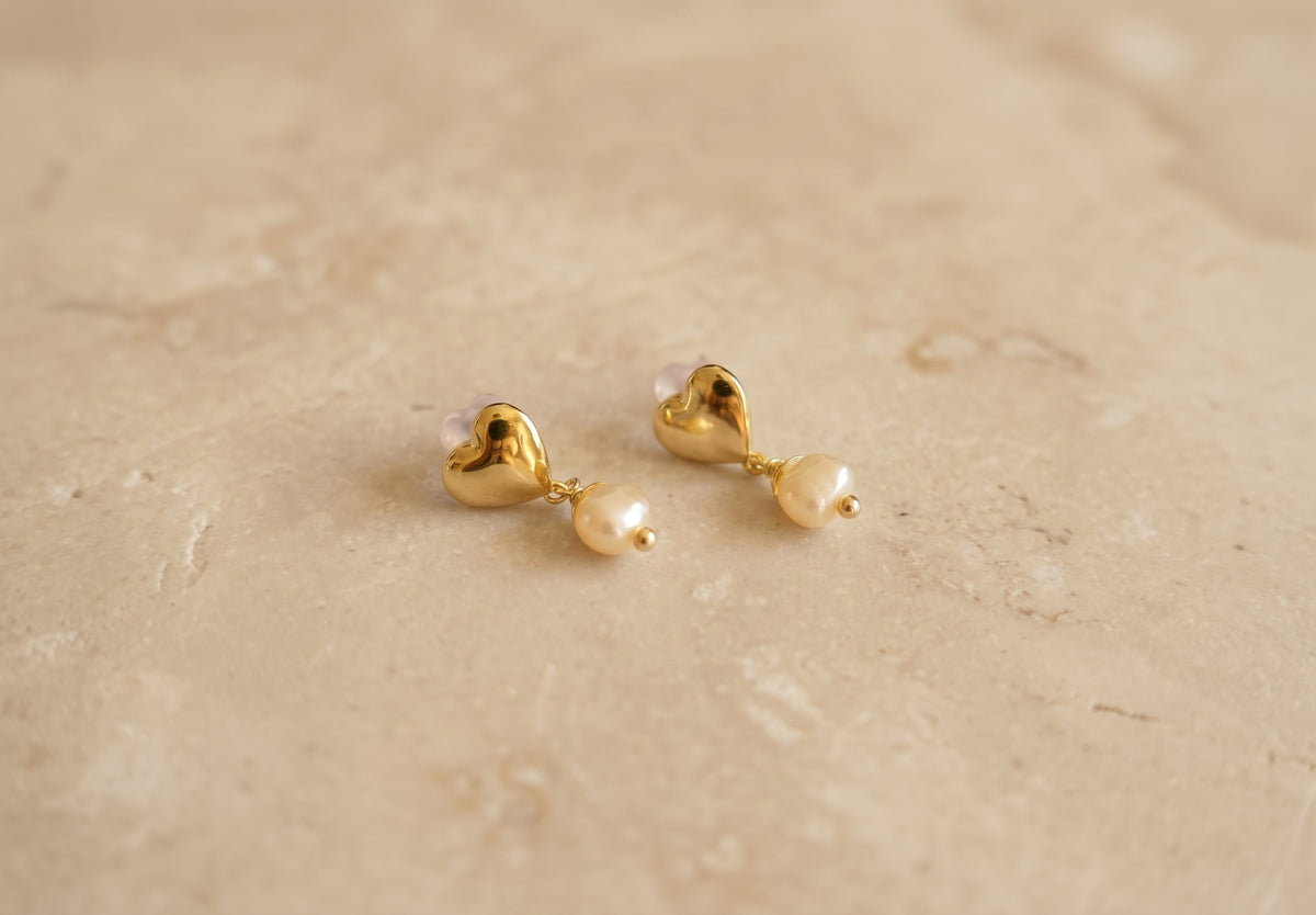 The Heartbreaker Pearl Earrings