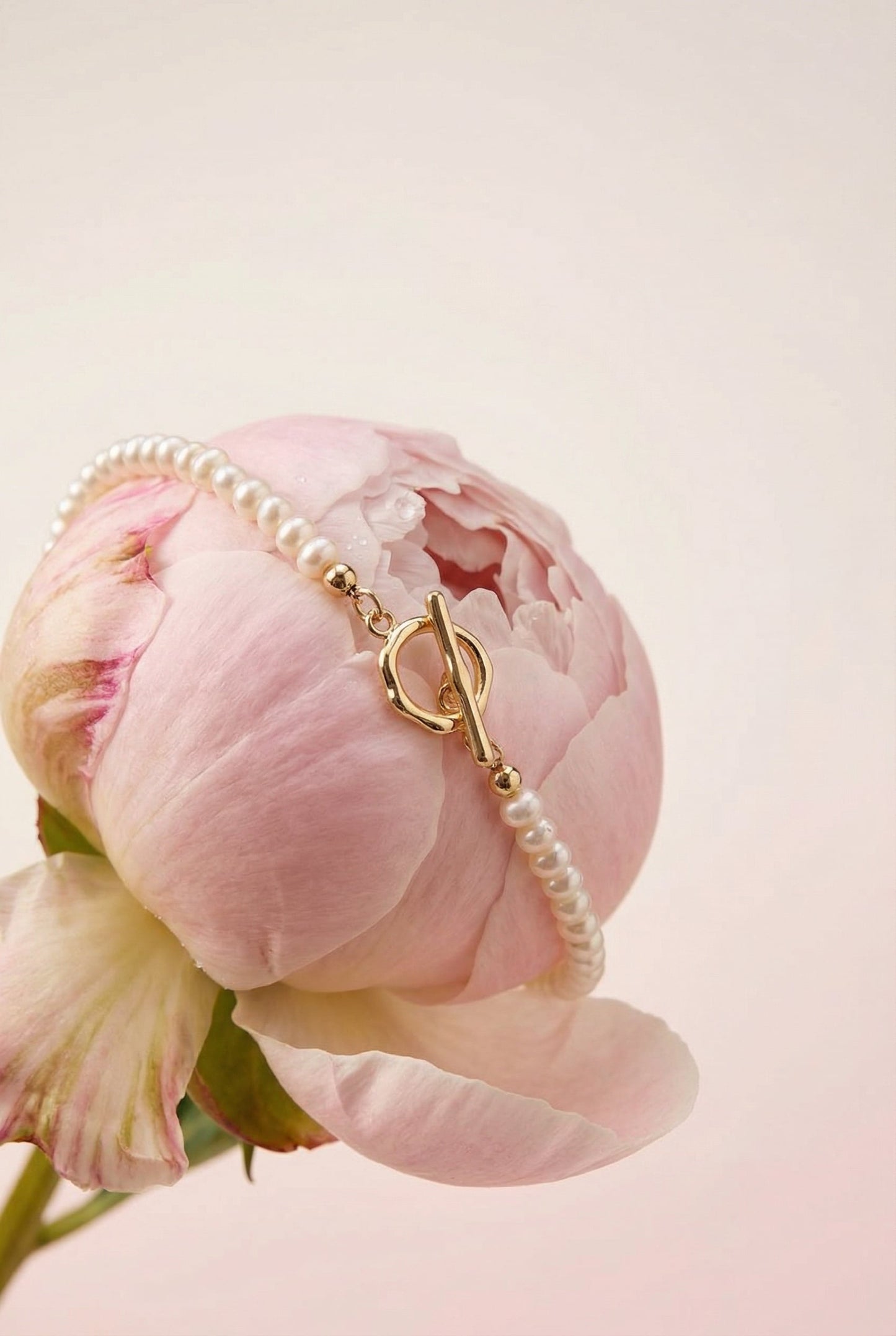 Perla Pearl Necklace