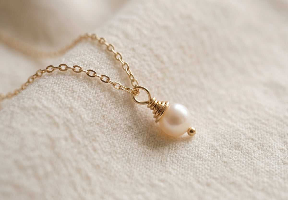 The Classicist Pearl Necklace