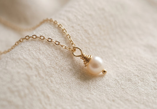 The Classicist Pearl Necklace