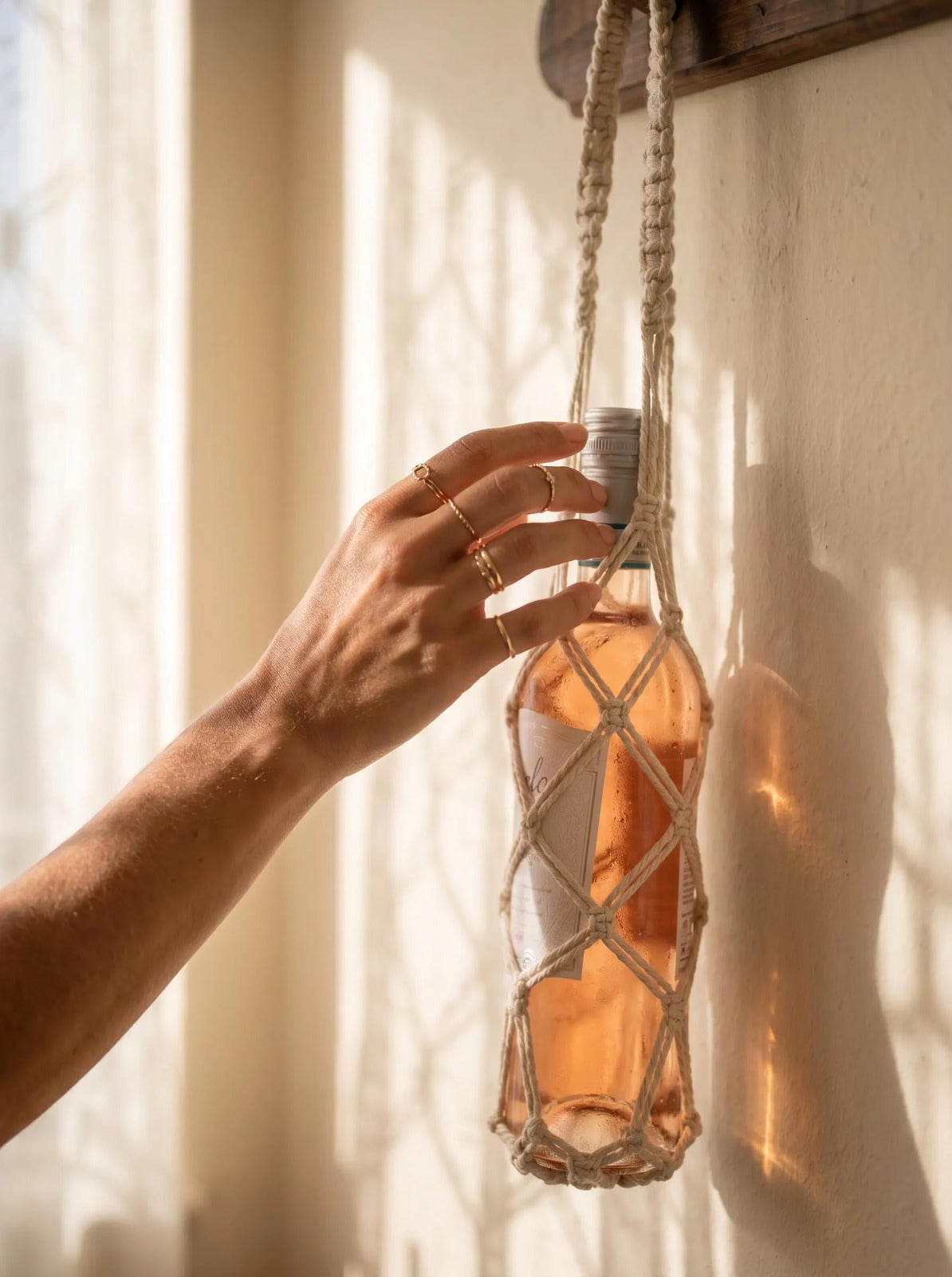 Boho Wine Gift Bag – Handmade Macrame Carrier