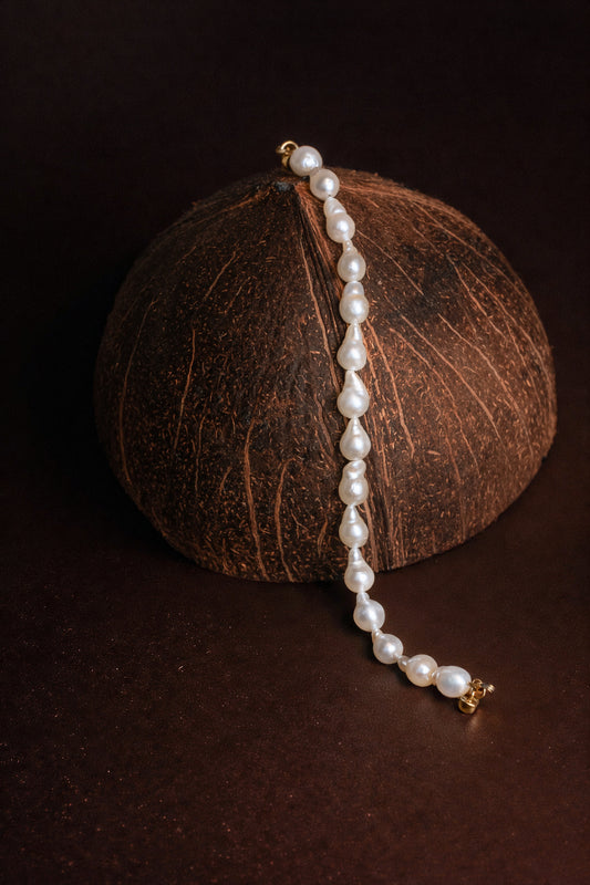 Aurora Baroque Pearl Bracelet
