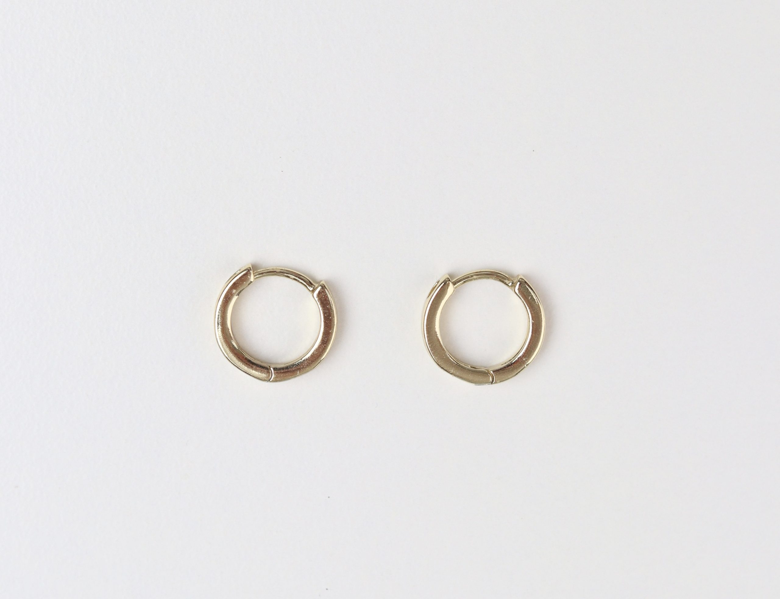 Minimal Hoops Earrings