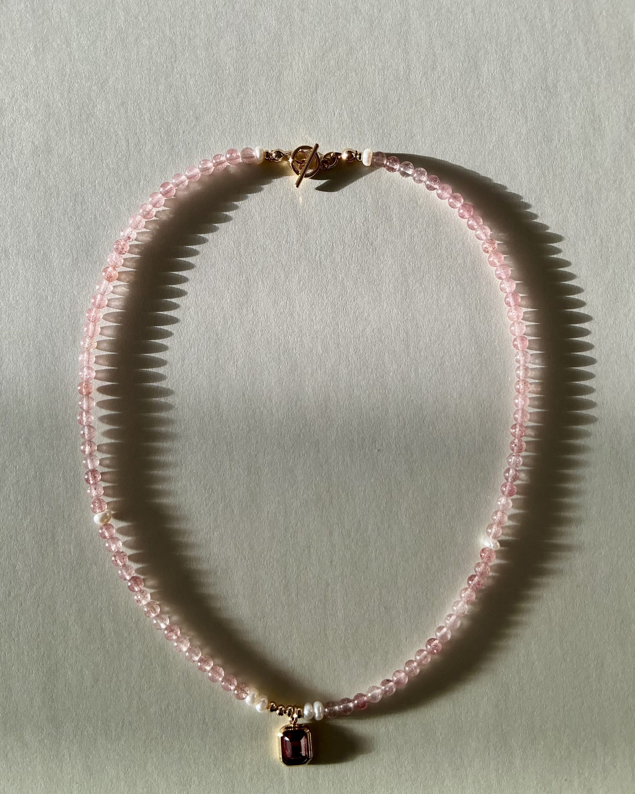 Rose Glow Pearl Necklace